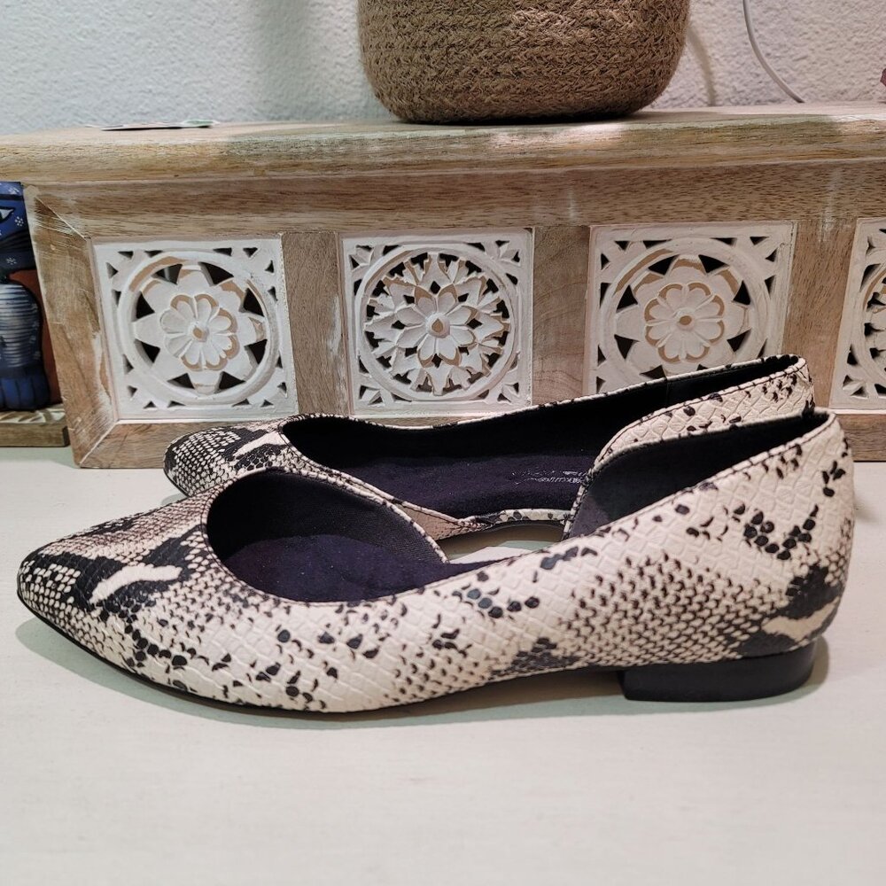 Walking Cradles Raya Snake Pointed Toe D'orsay Flats Slip on Shoes Sz 7WW Work - Picture 3 of 11